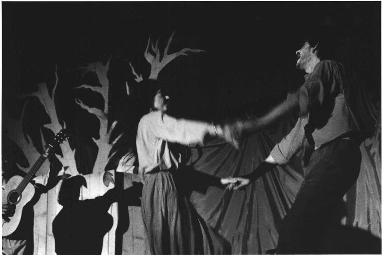 Laura Malaterra teatro L'albero di canto Roberto Aversa, Maurizio Bertani, Marco Maria Ghio