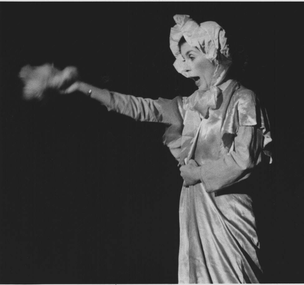 Laura Malaterra teatro L'albero di canto