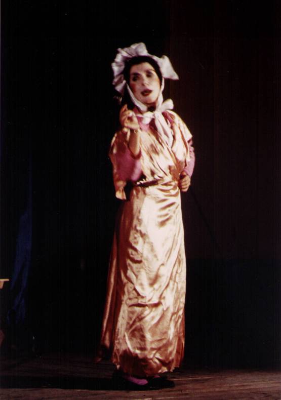 Laura Malaterra teatro L'albero di canto