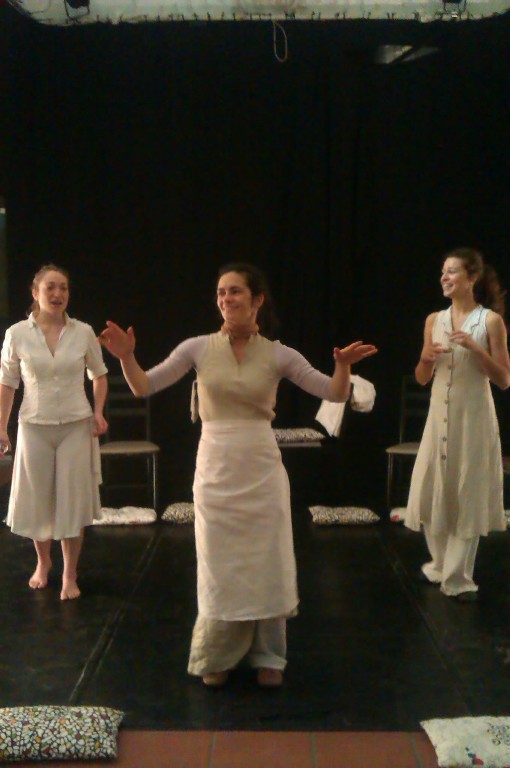 Laura Malaterra, teatro, Donne che cucinano la vita, Lingua Madre, Daniela Finocchi, Domenico Castaldo, LabPerm, Ginevra Giachetti, Marta Laneri, Francesca Netto
