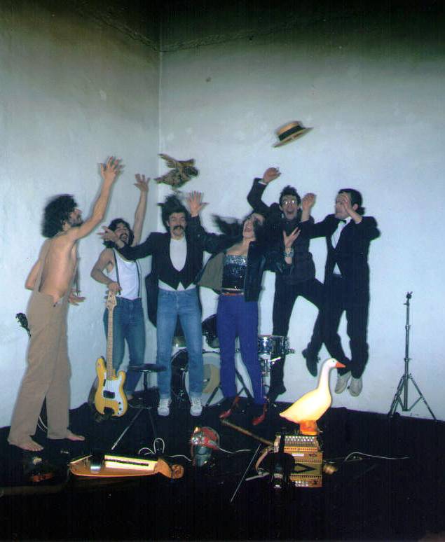 Laura Malaterra, La Lionetta, folk eclettrico, Roberto Aversa, Maurizio Bertani, Marco Maria Ghio, Vincenzo Gioanola, voce, cornamusa,, chitarra acustica, basso elettrico, mandolino, violino, chitarra elettrica, viola, dudel sack, dulcimer, ghironda, organetti, batteria